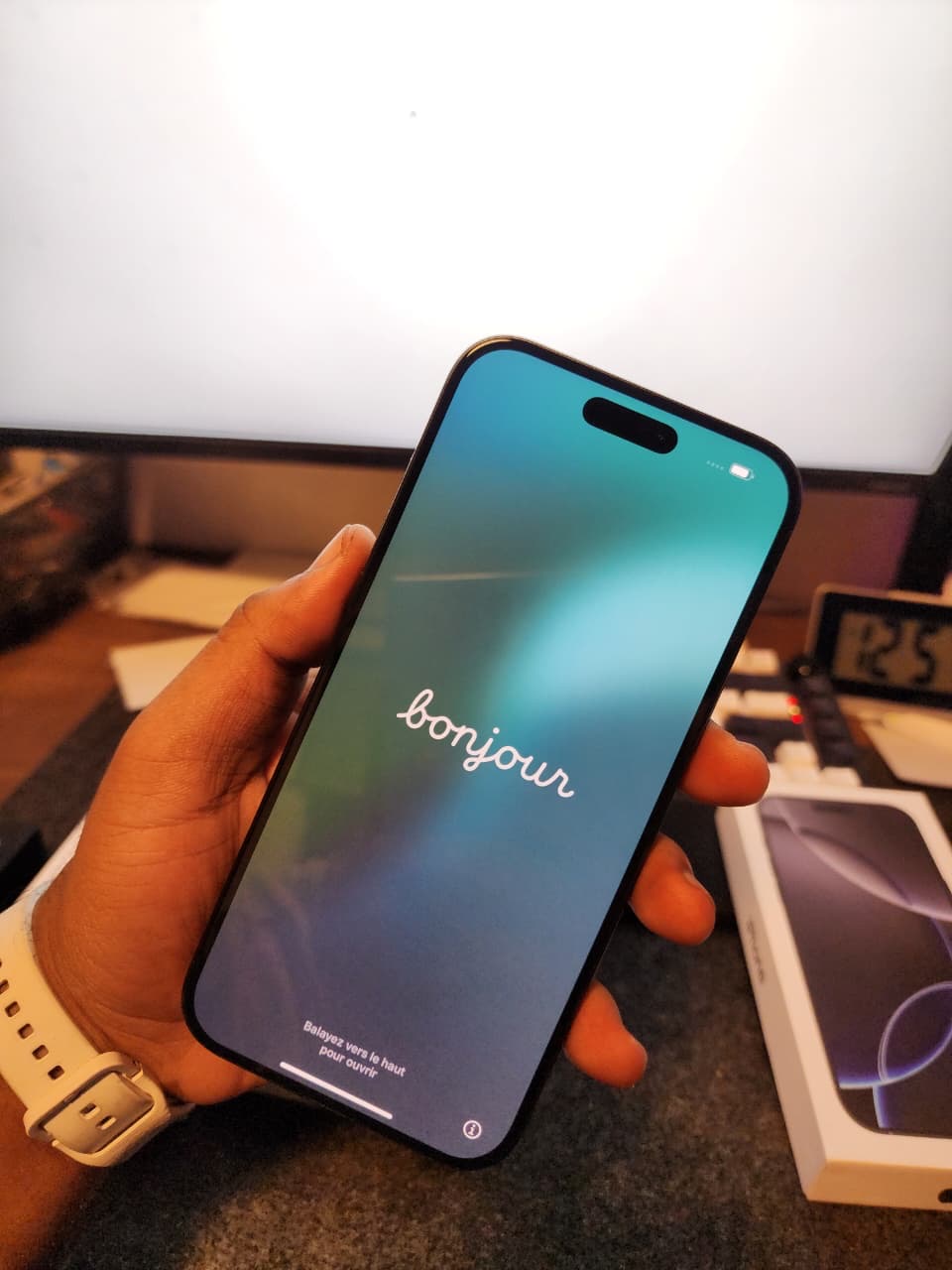 iPhone 16 Pro Max 256 GB – Usado 9.8/10 con Caja y Accesorios