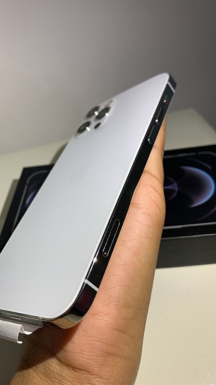 iPhone 12 Pro 256GB – Factory Unlocked – Like New